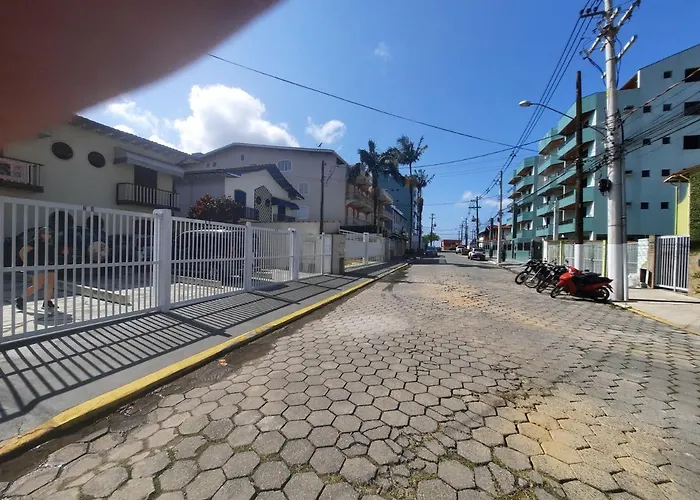 Apto Marlim Prateado Em Na Praia Grande A 50Mts Da Orla